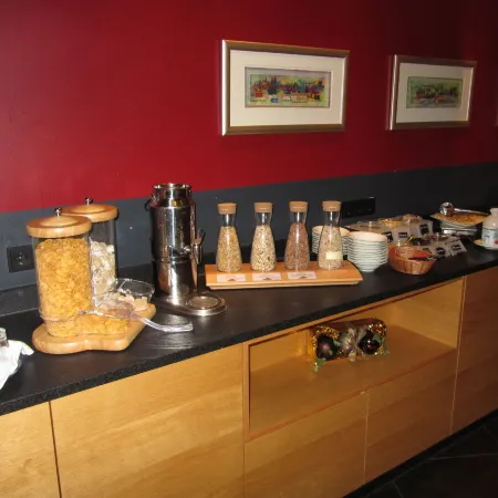 Wolfsburg Sandkamp Hotel by Belvilla