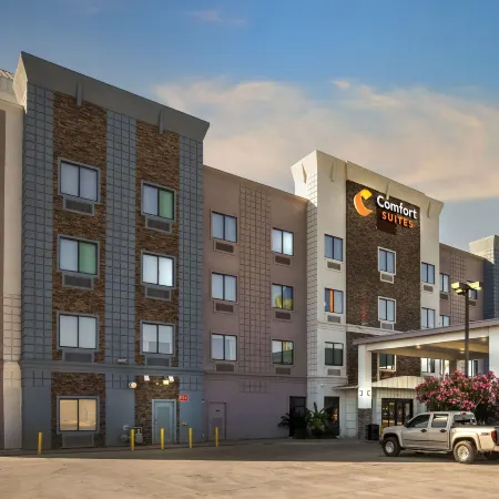 Comfort Suites
