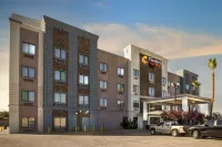 Comfort Suites - Pool