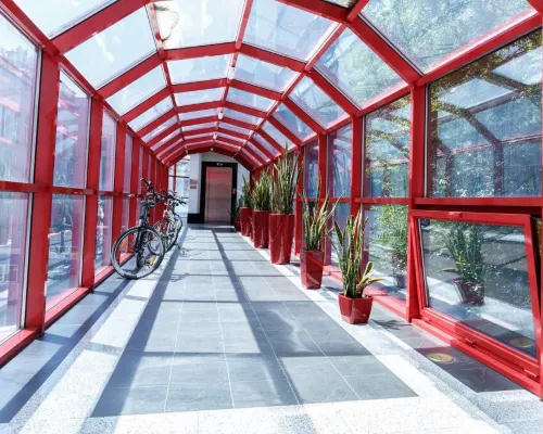 Smart Hotel Bishkek Öffentliche Flächen Photos
