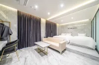 Ansan Island Hotel