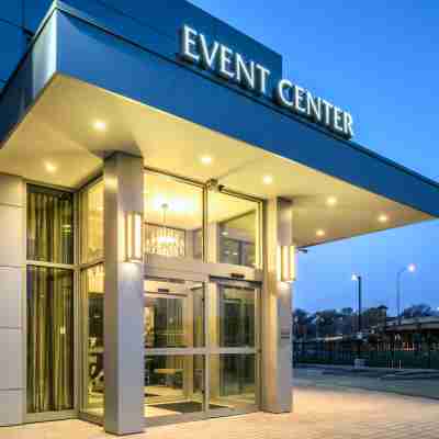 Homewood Suites by Hilton Boston Logan Airport Chelsea Hotel Exterior