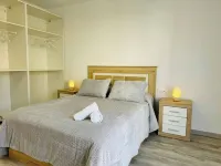 Bright Apartment Near Granada Center Hotel a Vega de Granada