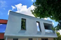 Moderne Ferienwohnung in Berlin Mahlsdorf Отели рядом с достопримечательностью «The Hanging Garden»