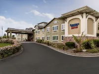 Fairfield Inn & Suites Santa Rosa Sebastopol 索諾馬縣酒店