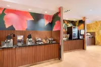 Fairfield Inn & Suites Pittsburgh Airport/Robinson Township - Frühstück