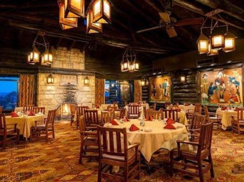 El Tovar Grand Canyon 레스토랑 내부