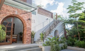 Entire House in DuongLam Village - Duka Homestay2