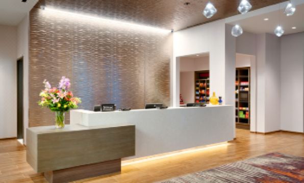 Hampton Inn & Suites Anaheim