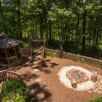 Clemson Hartwell Lake House, 5 Kings, Great Spring Rates, Book Now for Summer!