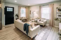 Peaceful Retreat w/Backyard-3BR-Free Parking Hotels in Vanderburgh County