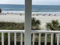 CLEAN! On the Beach! Best Views! FREE Beach Gear!