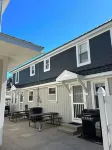 3Br Beachfront Getaway – Behind Owner’s Home