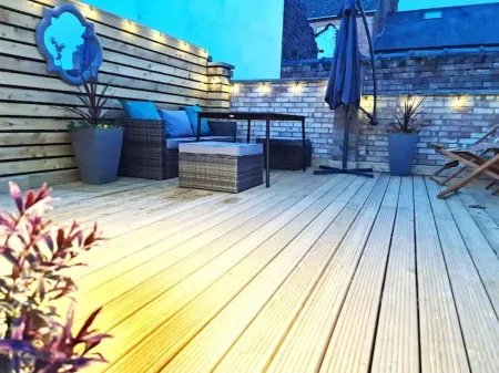 Stylish 3 Bedroom Victorian Villa with hot tub