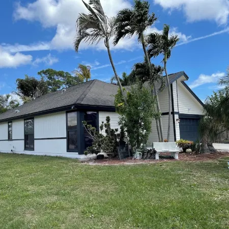 Charming 3-bedroom house with AC and WiFi in fabulous Jupiter, close to beaches