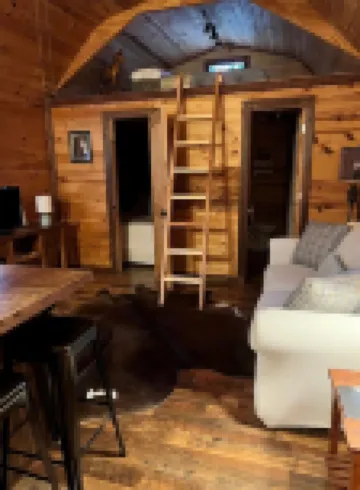 Peaceful Cabin Near Canton Trade Days - Quiet Retreat with Country Charm!