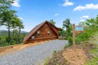Romantic retreat with spectacular mountain view.