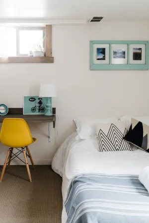 Downtown Bozeman Bungalow - 2 blocks from Main St. Отели в г. Бозмен