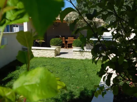 The oustaou of Sandrine