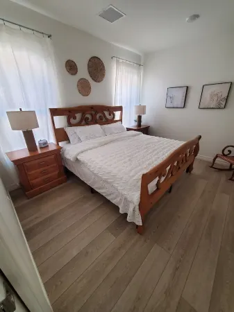 2 bedroom modern home in a private neighborhood10% weekly/15% monthly discount