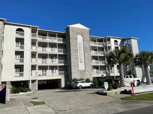 Oceanfront 2Br 2Ba Condo with elevator and amazing views!