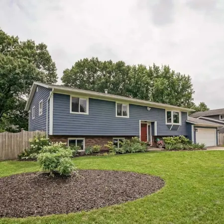 Elegant Space–Premium Kitchen–Spacious & Ideal for Gathering w/ Friends & Family