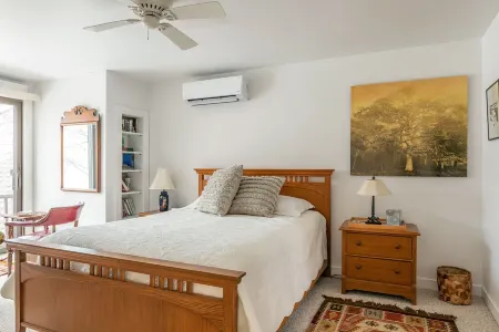 Oceanfront Condo overlooking Rockland Harbor and pier. Permit#STR22-30