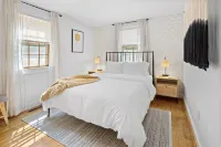 Newly renovated home near beaches with fire pit, AC, electric vehicle charging