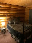Serene Log Cabin Getaway! Close to Hiking, Snowmobile And Four Wheeler Trails.