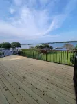 Waterfront Retreat, Lake Limestone