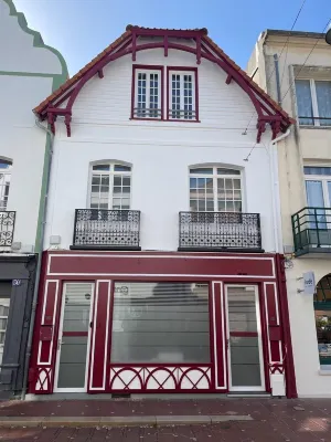 DUPLEX IN BEAUTIFUL TOUQUETTOISE, PROX. SHOPS & ST. JEAN STREET, 150M SEA FRONT