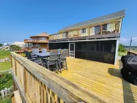 ICW Waterfront Beach Cottage - Sleeps 9!