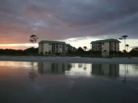 2 FREE DAILY Hours of Tennis or Pickleball...2 Oceanfront pools, with hot tubs, Hotels near Shelter Cove Harbour & Marina