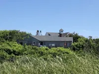 Cape Cod Dune Cottage Spectacular Ocean Views, over the dune to a private beach Hotel a Sandwich