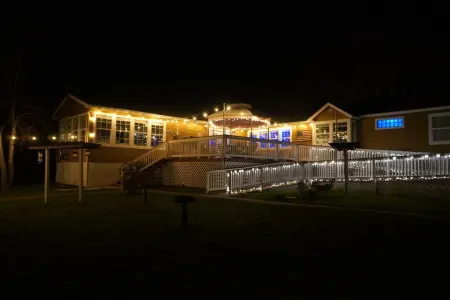 Fish Camp - Backyard Caney Creek Fishing -  7.5 Miles from the Gulf