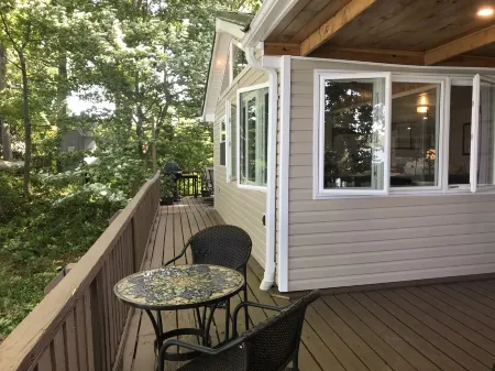 Driftwood Retreat on Tennessee River/Pickwick Lake