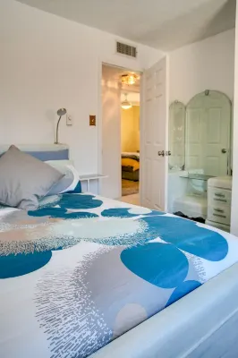 ☀️Casa Del Centro☀️-Full Arcade! 🎯- Sleeps 10! Hotels near ABQ BioPark - Botanic Garden