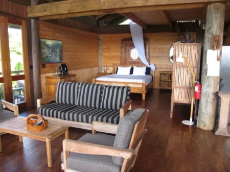 Mountain to Ocean Views Pole House @ Maui Adventure Villa Отели рядом с достопримечательностью «Ahimsa Sanctuary Farm»