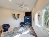 Stunning Del Mar Home w/ Deck - 1 Mile to Beach Hotels in Del Mar