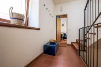 Near Gardaland, 2 minutes from the lake, in the heart of Peschiera del Garda! Xenia19