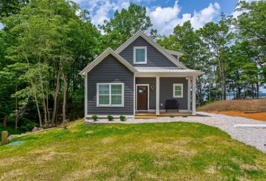 Beautiful cottage with AMAZING view of Barren River Lake!