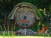 You will find relaxation and a peaceful idyll here in the Apartment-Feldsteingarten