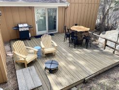 Modern Mountain Cabin with Treehouse & New Hot Tub under the Stars Near Rmnp