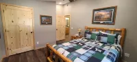 Lake Nokomis cabin