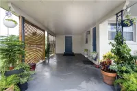 Mermaid's Cottage West Palm Beach —For People Who Love the Water!