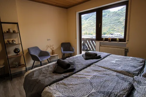Whirlpool, sauna, box-spring beds, Netflix, balcony, garden & barbecue - 6 persons