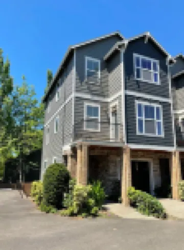 Simply Chic Townhome 15 Mins to Pdx Airport. Hotels in Sunnyside