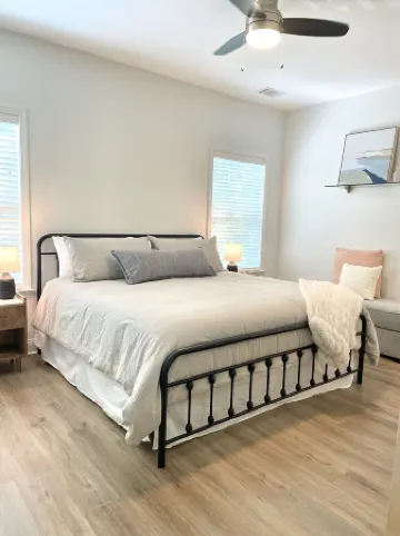 Condo located downtown Aiken that's only a 5-minute walk to the Alley!