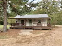 Adorable Guest Cabin In The Woods - Chalets