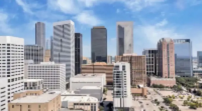Downtown Houston Luxury Mid-Rise Apartment